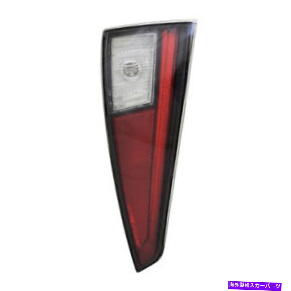 USテールライト テールライトアッシーTYC 11-6900-01 Tail Light Assy TYC 11-6900-01【並行輸入品】