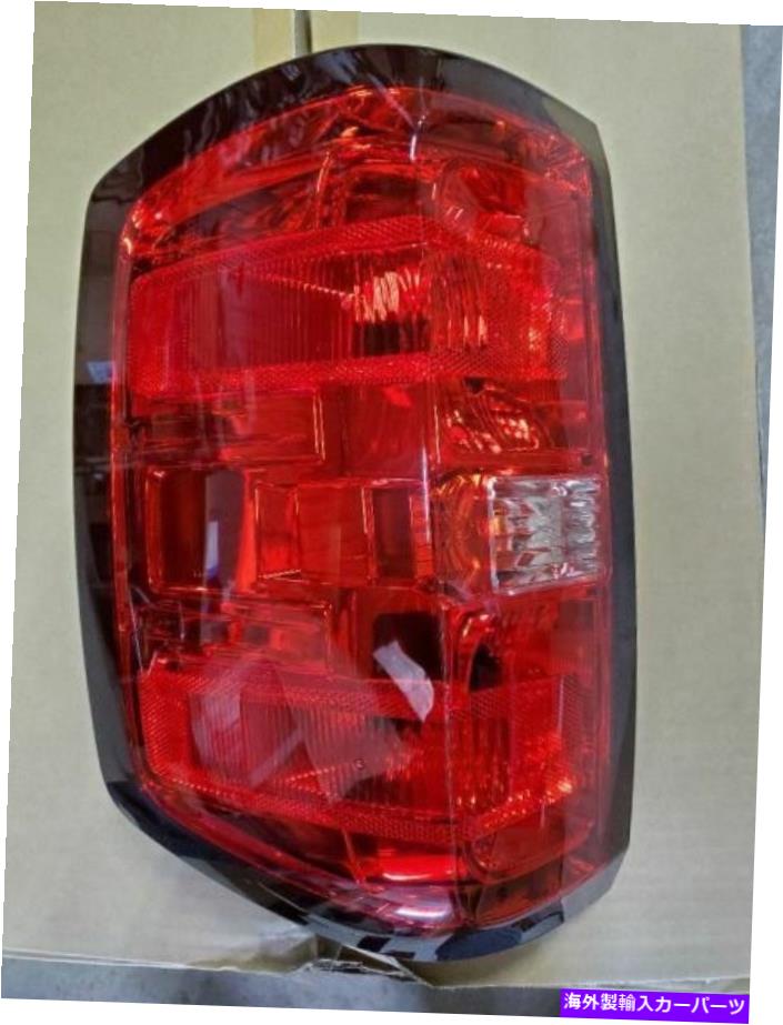 USテールライト 旅客テールライトクラシックスタイルフィット16-19 Silverado 1500ピックアップ391336 Passenger Tail Light Classic Style Fits 16-19 SILVERADO 1500 PICKUP 391336【並行輸入品】