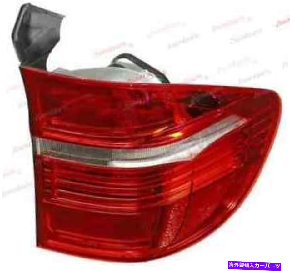USテールライト BMW X 5 2007- 2010 E70 Taillight @フェンダー旅客OEM Magneti M. 63217200820 BMW X5 2007- 2010 e70 Taillight @ Fender Passenger Oem Magneti M. 63217200820【並行輸入品】