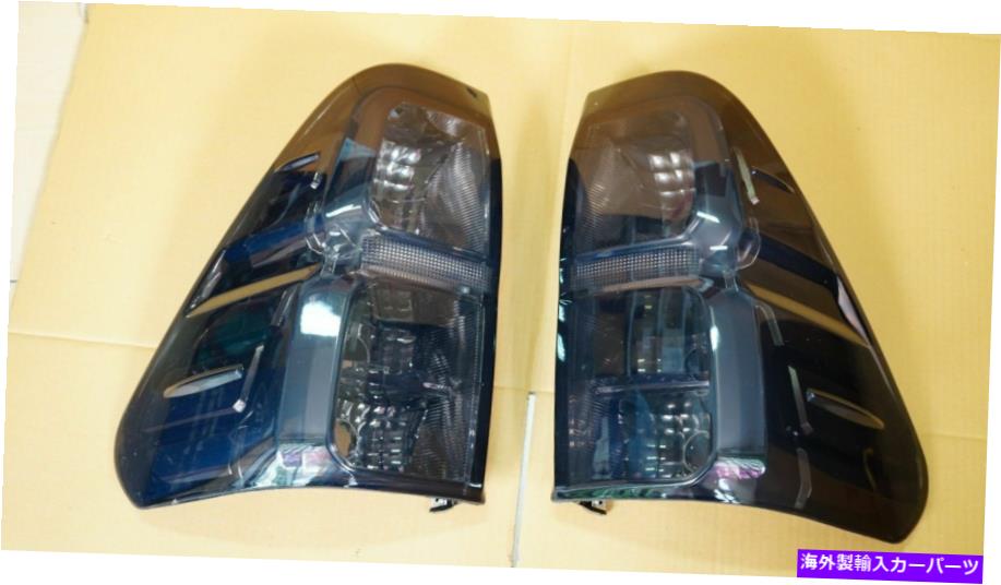 USテールライト ブラックスモークレンズテールランプライトトヨタヒルクレボM70 M70 M80 2015-16の電球はありません BLACK SMOKE LENS TAIL LAMP LIGHT NO BULBS FOR TOYOTA HILUX REVO M70 M80 2015-16【並行輸入品】