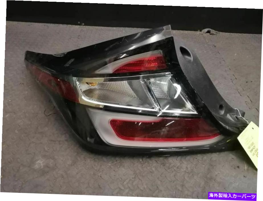 USテールライト テールライトクォーターパネルマウントドライバー左フィット18ボルト2033083 Tail Light Quarter Panel Mounted Driver Left Fits 18 VOLT 2033083【並行輸入品】