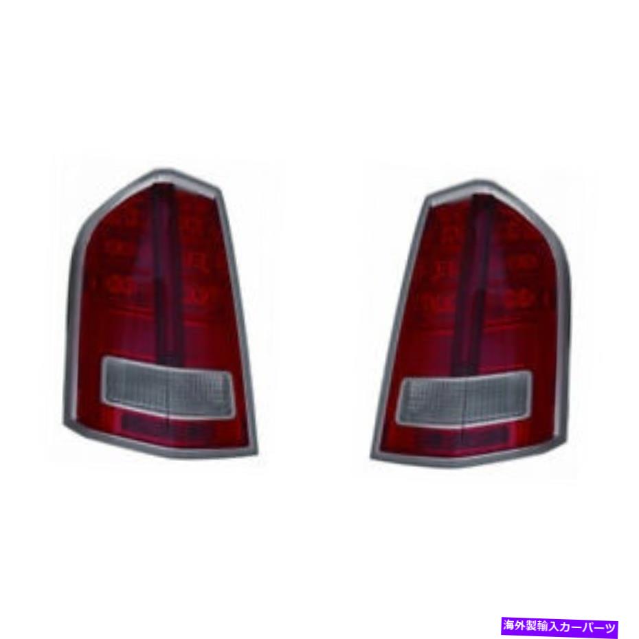 USテールライト Chrysler 300テールライト2011年2012ペアRHとLHサイドセダンw / oクロム For Chrysler 300 Tail Light 2011 2012 Pair RH and LH Side Sedan w/o Chrome【並行輸入品】