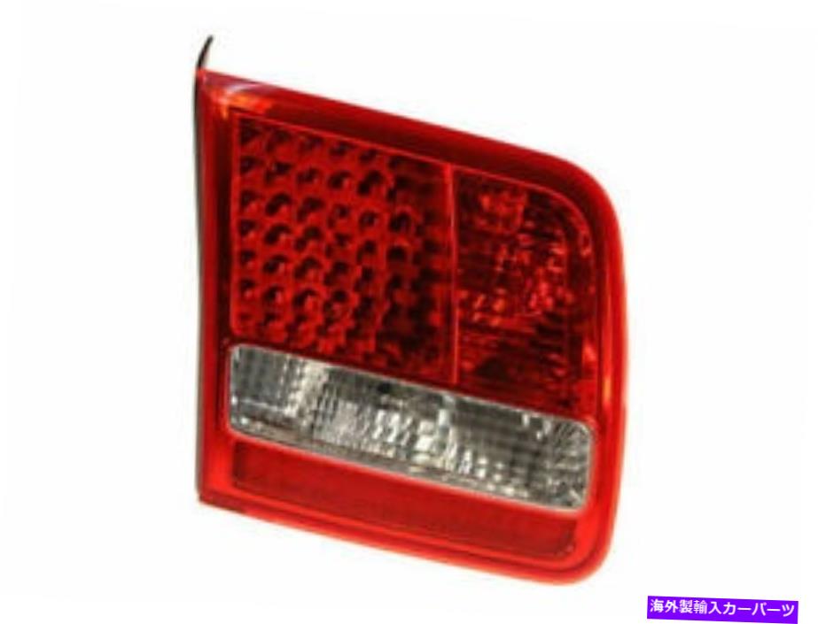 USテールライト 左側のウロテールライトアセンブリはAudi A8 Quattro 2004-2007 82ZNBBに合います Left Inner ULO Tail Light Assembly fits Audi A8 Quattro 2004-2007 82ZNBB【並行輸入品】