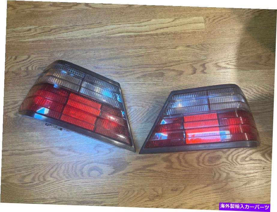 USテールライト メルセデスW124 EクラスNOS左右のTaillightアセンブリ新着情報新しい1248208864 NLA Mercedes W124 E Class NOS right and left taillight assemblies new 1248208864 NLA【並行輸入品】