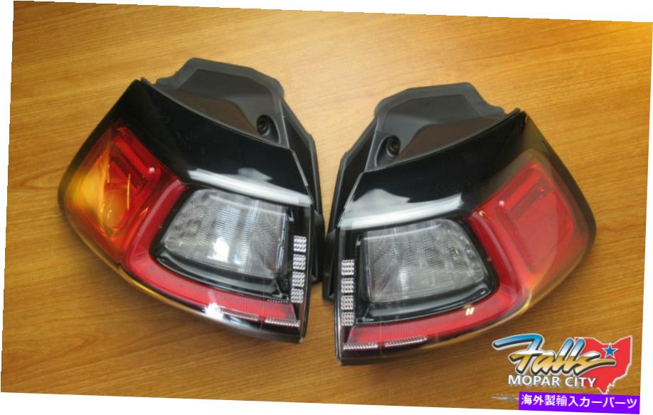 USテールライト 2019-2021ジープチェロキー乗客の＆運転席側LEDテールランプMOPAR 2019-2021 Jeep Cherokee Passenger's & Driver's Side Inner LED Tail Lamps Mopar【並行輸入品】