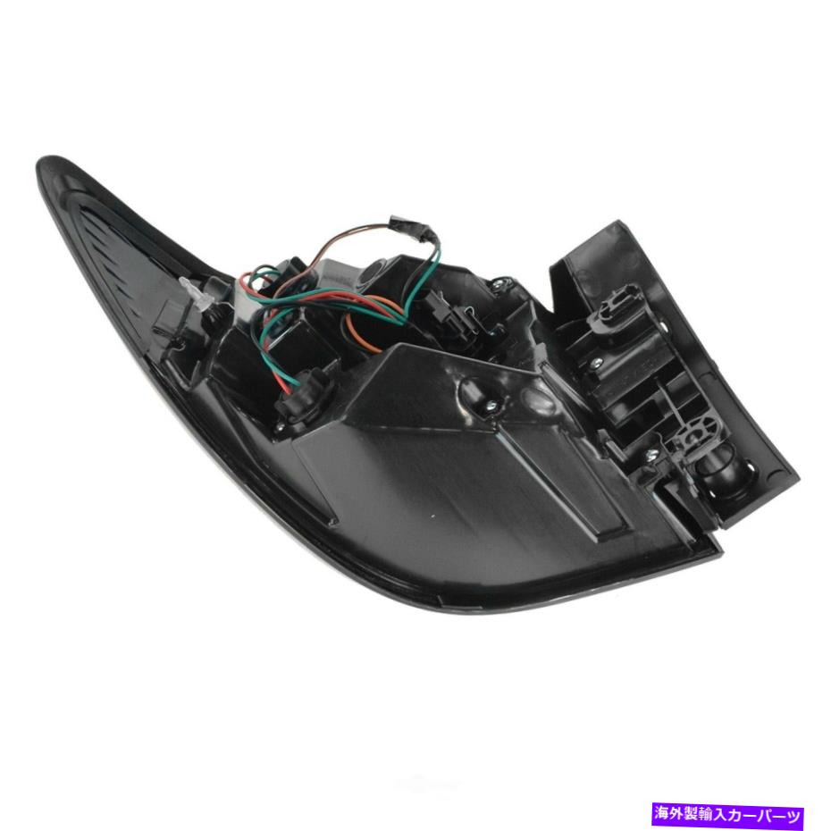 USテールライト テールライトDIY Solutions LHT06924は13-17シボレートラヴァースに収まります Tail Light DIY SOLUTIONS LHT06924 fits 13-17 Chevrolet Traverse【並行輸入品】
