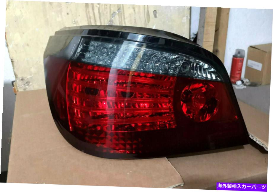 USテールライト LEDテールライトセット赤/スモークレンズBMW 5E60 M5 XDrive Dectane RB26ALRS SALE Led Tail lights Set Red/Smoke Lens BMW 5er E60 M5 Xdrive Dectane RB26ALRS SALE【並行輸入品】