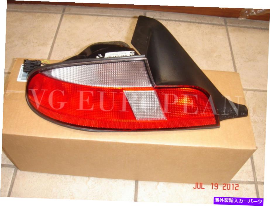 USテールライト BMW E36 Z3ロードスター本物の左晴れたTaillightホワイトの信号99-02 New BMW E36 Z3 Roadster Genuine Left Clear Taillight White Turn Signal 99-02 NEW【並行輸入品】