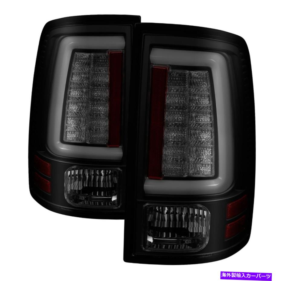 USテールライト Spyder Auto 5084064 LEDテールライトがフィット13-18 1500 2500 3500 Spyder Auto 5084064 LED Tail Lights Fits 13-18 1500 2500 3500【並行輸入品】