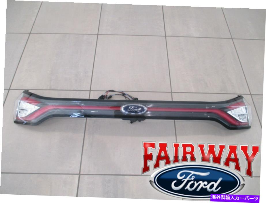 USテールライト 15スルー18エッジOEM純正フォードリアテールランプリフレクターパネルチタン+スポーツ 15 thru 18 Edge OEM Genuine Ford Rear Tail Lamp Reflector Panel TITANIUM + SPORT【並行輸入品】 の商品写真