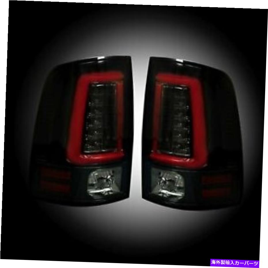 USテールライト 燻製レンズが付いているRECON 264336BKテールライト13-17ドッジRAM 2500/3500 Recon 264336BK Tail Lights with Smoked Lens Fits 13-17 Dodge RAM 2500/3500【並行輸入品】