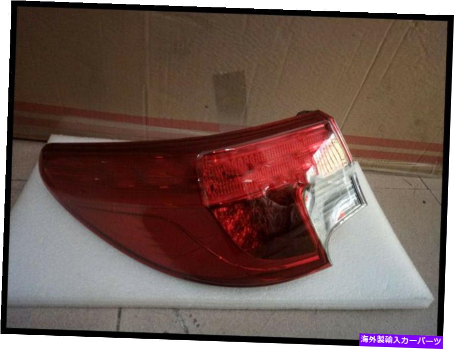 USテールライト 4ピースリアライトリアブレーキライトリアターン信号2013-2014 4pcs Rear Light Rear Brake Light Rear Turn Signal For Toyota Reiz 2013-2014【並行輸入品】