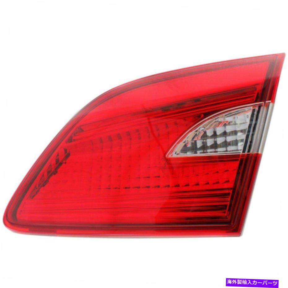 USテールライト 2016-2017日産SENTRA右インナークリア＆レンズカーバのためのハロゲンテールライト Halogen Tail Light For 2016-2017 Nissan Sentra Right Inner Clear & Red Lens CAPA【並行輸入品】