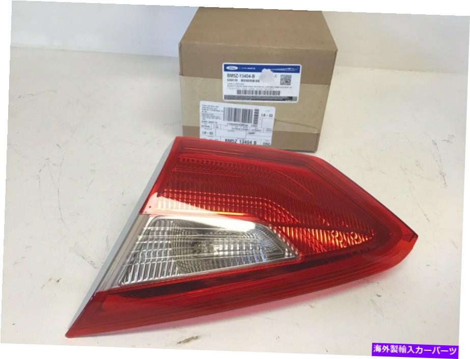 USテールライト 2012-2014フォードフォーカスOEM右リアテールランプライトアセンブリBM5Z-13404-B 2012-2014 Ford Focus OEM Right Rear Tail Lamp Light Assembly BM5Z-13404-B【並行輸入品】