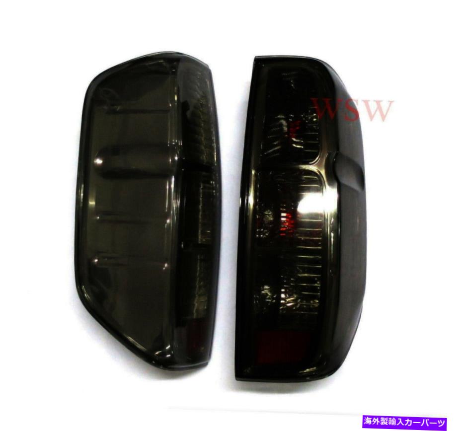 USテールライト Nissan Frontier Navara D40 2005-2015テールライトリアランプブラックスモークレンズ FOR NISSAN FRONTIER NAVARA D40 2005-2015 TAIL LIGHT REAR LAMP BLACK SMOKE LENS【並行輸入品】