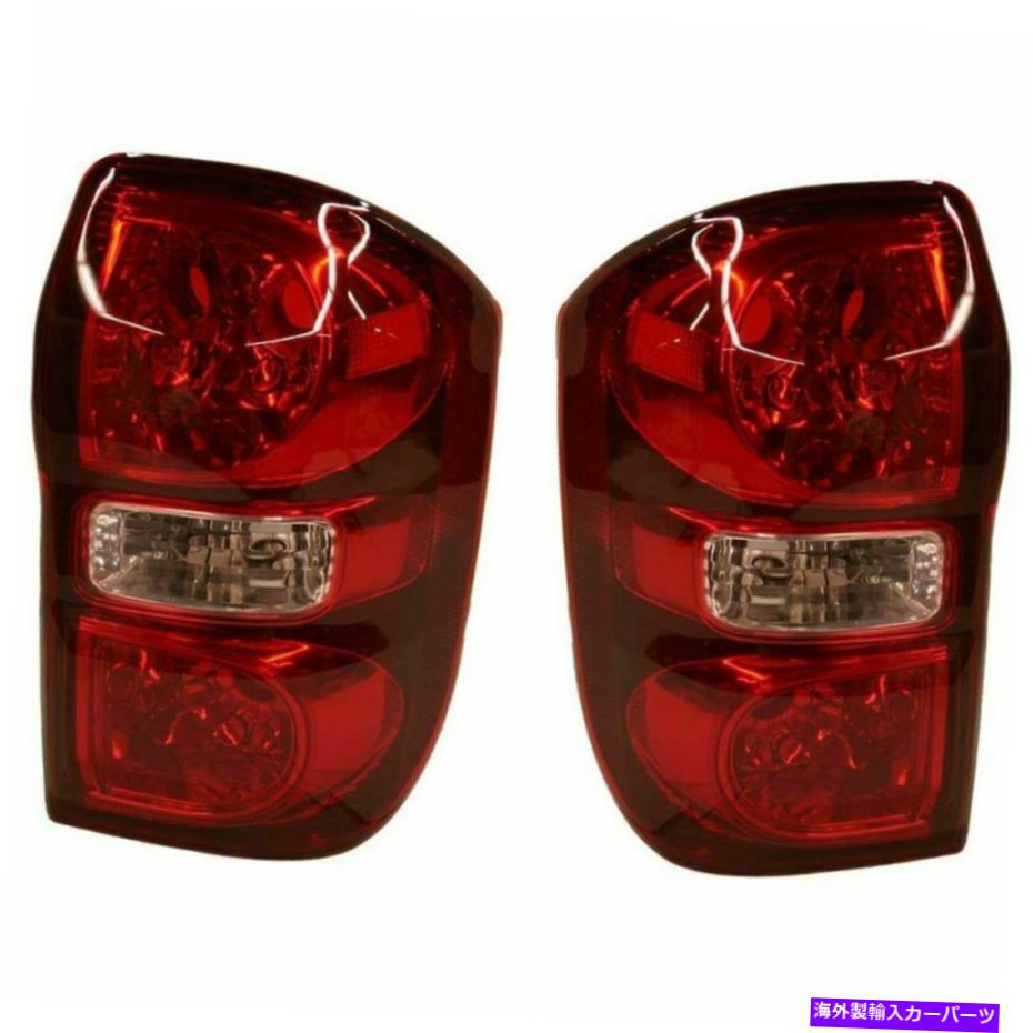 USテールライト 2004年から2005年のハロゲンテールライトセットトヨタRAV4クリア＆レンズ2ピース Halogen Tail Light Set For 2004-2005 Toyota RAV4 Clear & Red Lens 2Pcs【並行輸入品】