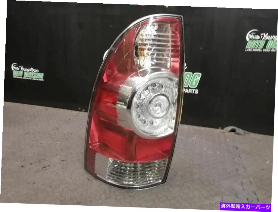 USテールライト LEDフィットが付いているドライバーの左テールライト08-15 Tacoma 2033073 Driver Left Tail Light With LED Fits 08-15 TACOMA 2033073【並行輸入品】