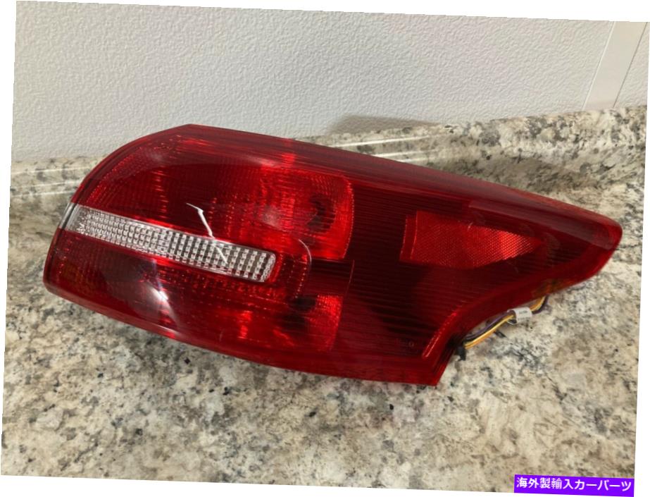 USテールライト フォードフォーカス右側テールライト。 2015-2016-2017-2018 Ford Focus Right Side tail light.【並行輸入品】 44,214円