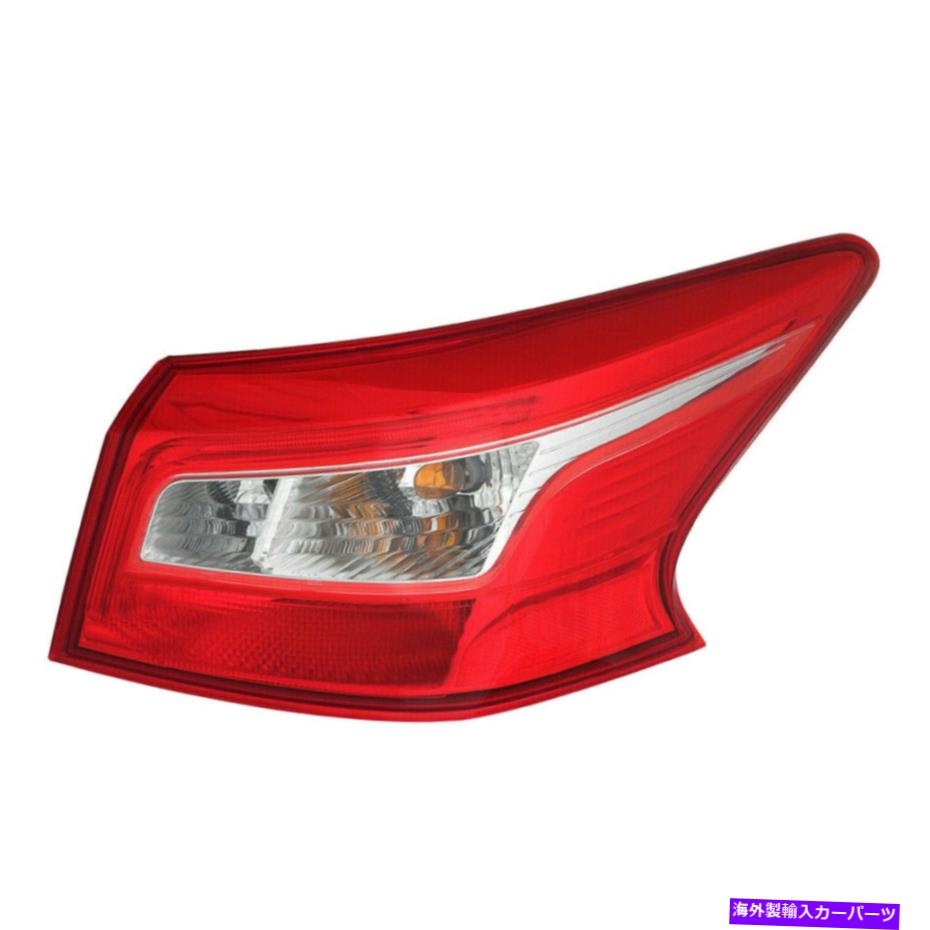 USテールライト 2016-2018日産SENTRA右外側透明/赤レンズW /電球のためのテールライトフィット Tail Light Fit For 2016-2018 Nissan Sentra Right Outer Clear/Red Lens w/Bulbs【並行輸入品】｜Us Custom Parts Shop USDM