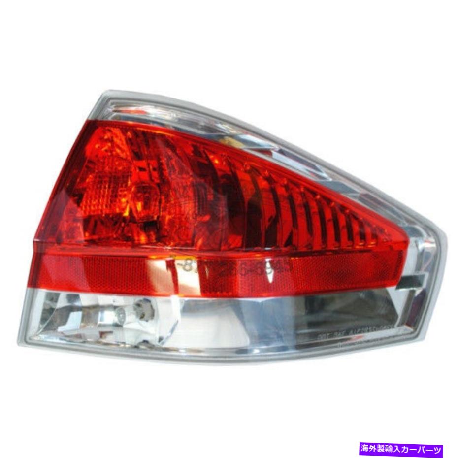 USテールライト 2008-2011新しいOEMフォーカスフォーカスクロームテールライト右乗客のサイドRHランプ 2008-2011 NEW OEM Ford Focus Chrome Tail Light RIGHT Passenger's Side RH Lamp【並行輸入品】｜Us Custom Parts Shop USDM