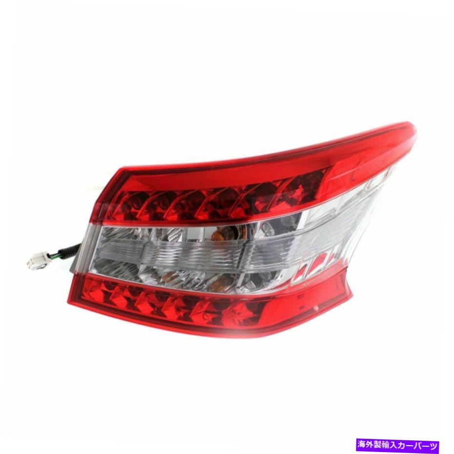 USテールライト 2013-15日産SENTRA右外側透明/赤レンズW /電球のためのハロゲンテールライト Halogen Tail Light For 2013-15 Nissan Sentra Right Outer Clear/Red Lens w/Bulbs【並行輸入品】｜Us Custom Parts Shop USDM