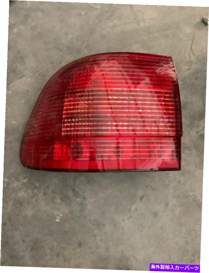USテールライト 左テールライトアッシー新着条件 LEFT TAIL LIGHT ASSY NEW GREAT CONDITION【並行輸入品】｜Us Custom Parts Shop USDM