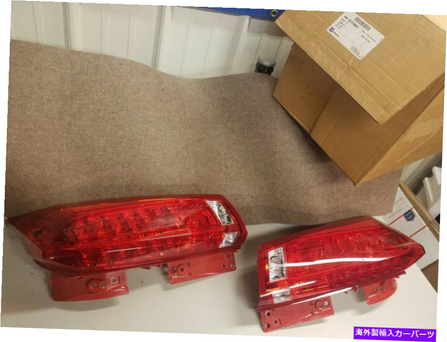 USテールライト 本物のOEM GM 2011-2016キャデラックSRXクリアレンズテールランプパッケージ22773651 Genuine OEM GM 2011-2016 Cadillac SRX Clear Lens Tail Lamp Package 22773651【並行輸入品】