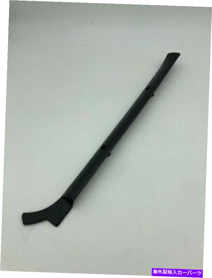 内装パーツ 本物の右ピラーポストフロントスケーンサラウンドトリムディフェンダー90/110 1983-2016 Genuine Right A pillar Post Windscreen Surround Trim Defender 90/110 1983-2016【並行輸入品】