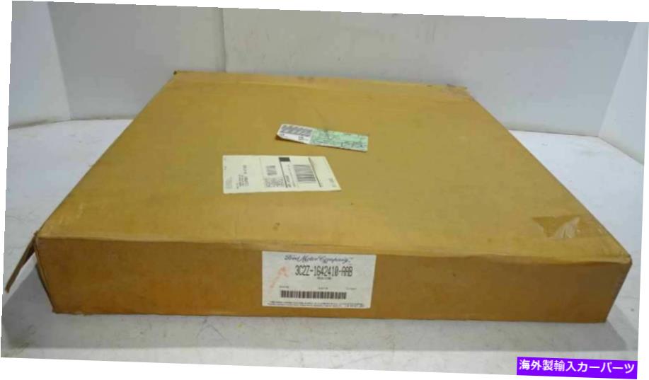 内装パーツ 旅客RH後部ドアの内側の窓トリムペブル03-18フォードE150 E250 E350 662186 Passenger RH Rear Door Inner Window Trim Pebble 03-18 FORD E150 E250 E350 662186【並行輸入品】