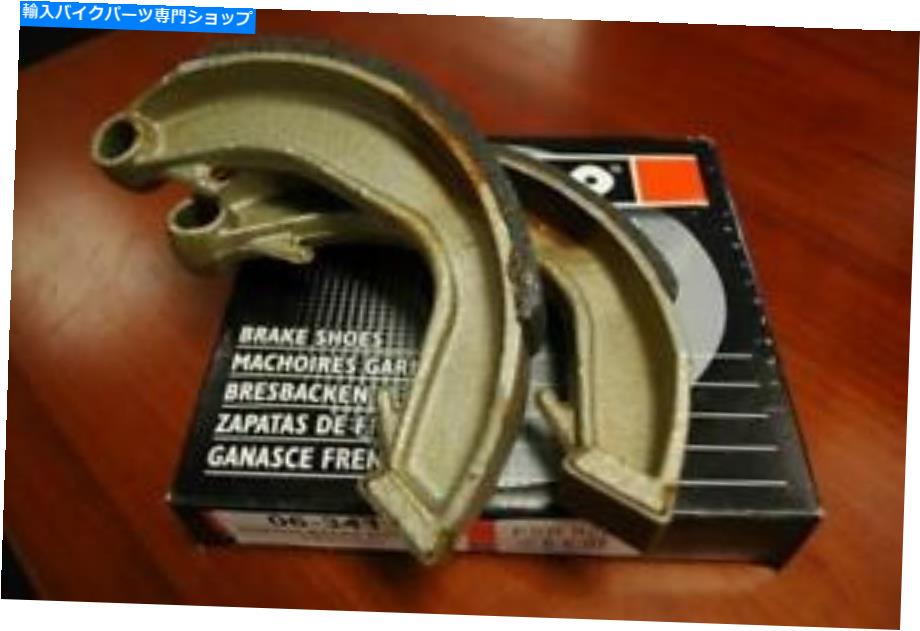 Brake Shoes ノートンフェロドリアブレーキシューズ Norton Ferodo Rear Brake Shoes【並行輸入品】