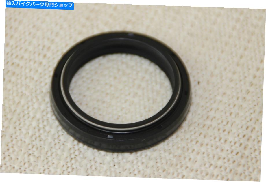 Fork Seals Triumph Trophy 900-1200フロントフォークオイル＆ダストシールキット番号2 **ノートを参照** TRIUMPH TROPHY 900 - 1200 FRONT FORK OIL & DUST SEAL KIT No 2 ** SEE NOTES **【並行輸入品】