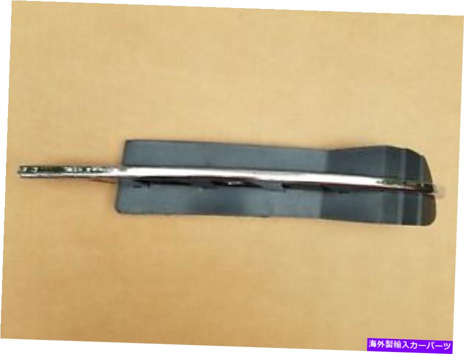 フォグライト 2008-2012マリブLS LTフロントバンパードライバーフォグライトベゼルW/ Chrome New fits 2008-2012 MALIBU LS LT Front Bumper DRIVER Fog Light Bezel w/ Chrome NEW【並行輸入品】