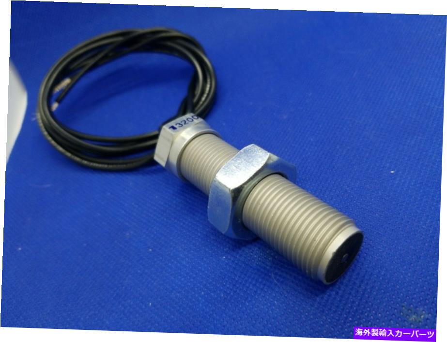 タコメーター 新しいOEMカミンズ3917846 DYNT 13200磁気ピックアップセンサー3/4-16 W/リード2.36インチ New OEM Cummins 3917846 DYNT 13200 Magnetic pickup Sensor 3/4-16 W/leads 2.36In【並行輸入品】