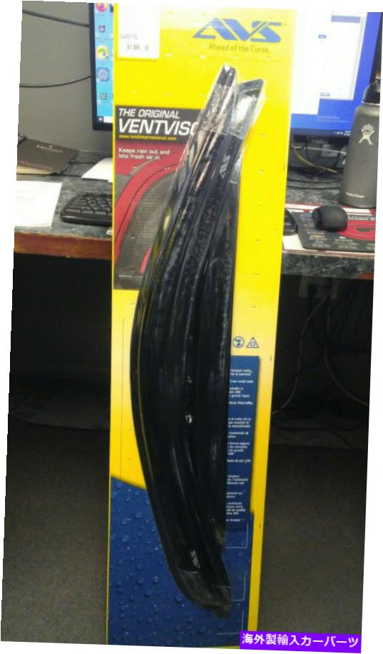 バグシールド 2007-2014シボレートラック郊外雪崩スモークベントバイザーAVS 94515クルーキャブ 2007-2014 CHEVY TRUCKS SUBURBANS AVALANCHE SMOKE VENT VISORS AVS 94515 CREW CAB【並行輸入品】