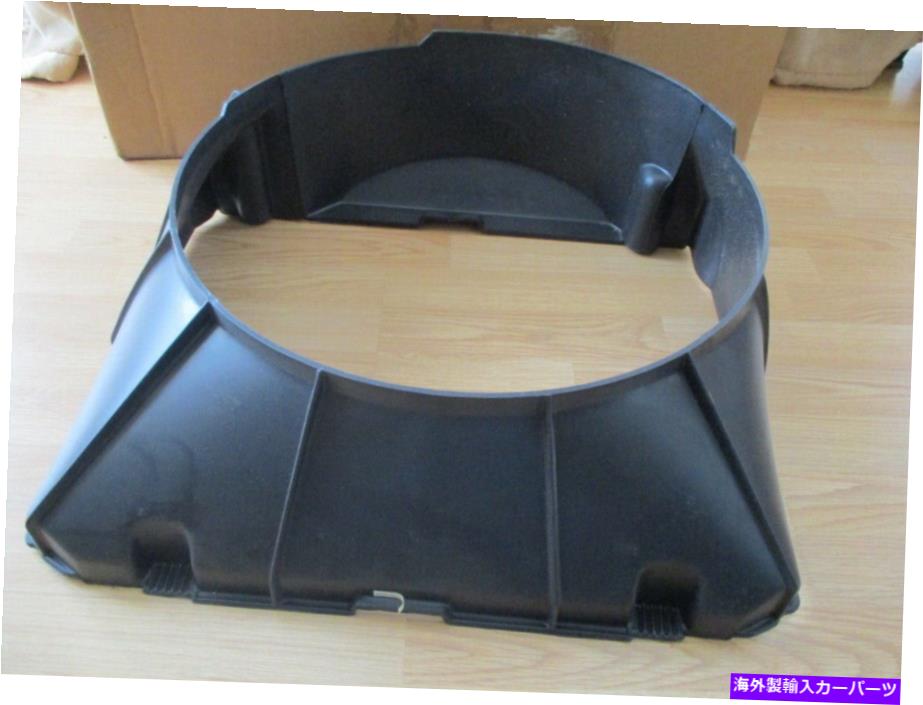 Radiator NOS 1983-1986 Ford Ltd Mar爵ラジエーターファンシュラウド3.8L E3DZ-8146-A OEM NOS 1983-1986 Ford LTD Marquis Radiator Fan Shroud 3.8L E3DZ-8146-A OEM【並行輸入品】