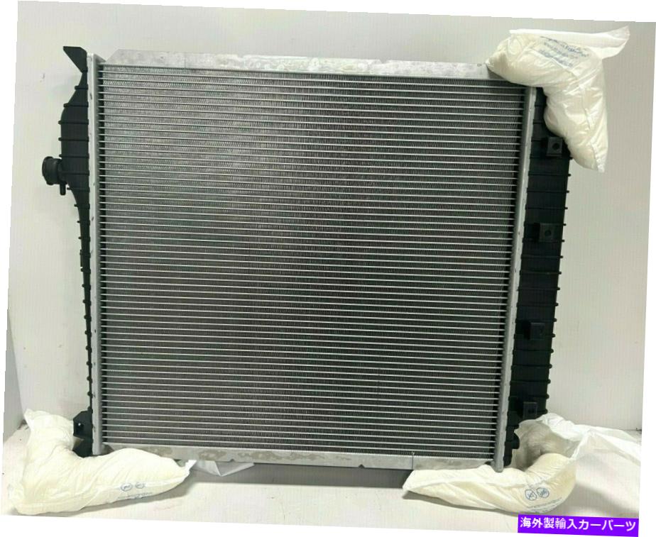 Radiator Ford Explorer Sport TracsのためのAutomotive Radiator NR2952Bに到達、4.0 + 4.6 V6 Reach Automotive Radiator NR2952B for Ford Explorer Sport Tracs, 4.0 + 4.6 V6【並行輸入品】