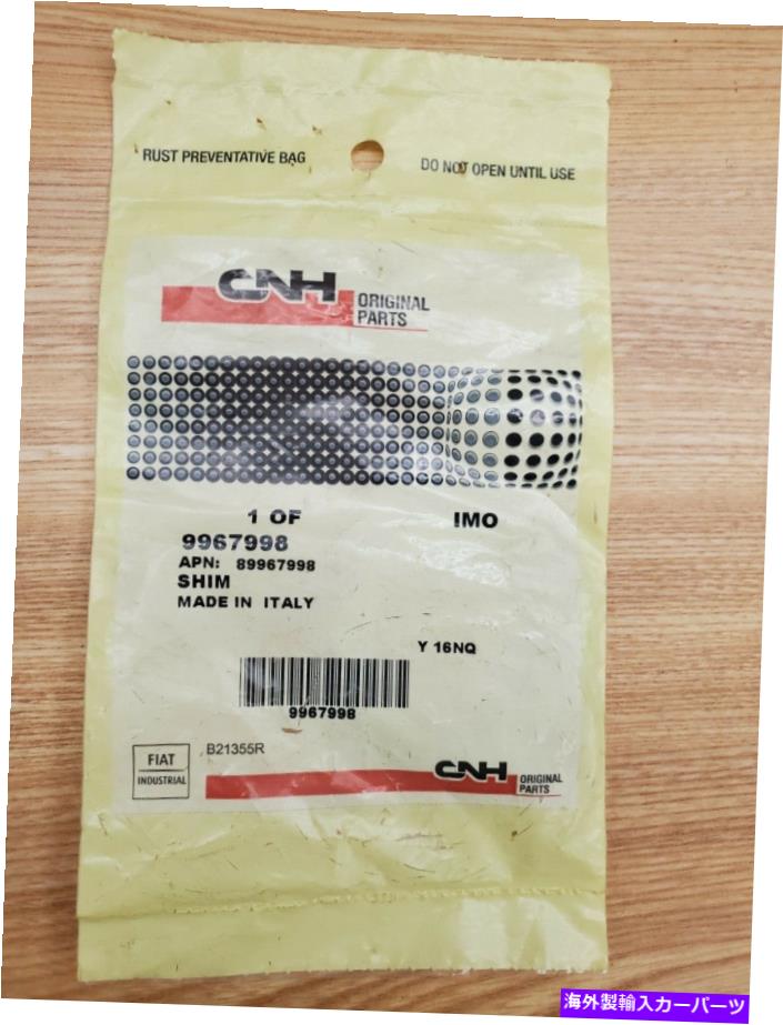 スペーサー CNH本物のOEMスペーサー9967998 CNH Genuine OEM Spacer 9967998【並行輸入品】