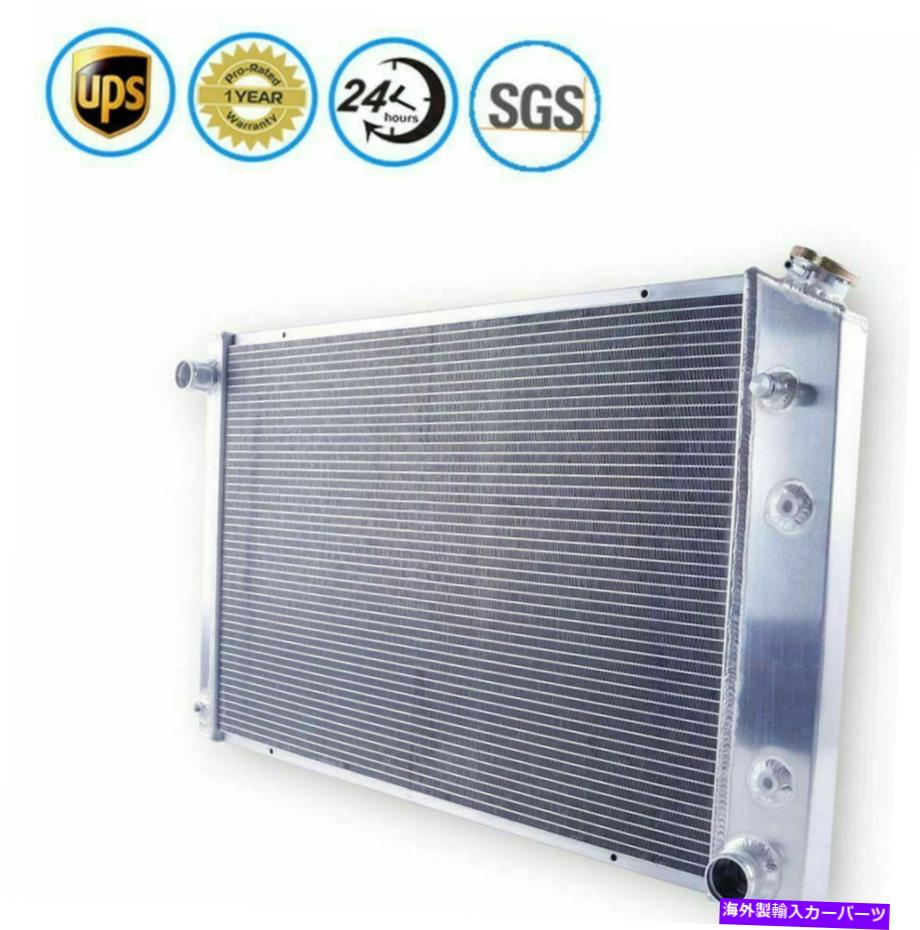 Radiator 1981-1986の3列のフルアルミニウムラジエーターChevy C/K C10 5.0 5.7Lトラックピックアップ 3 ROW FULL ALUMINUM RADIATOR FOR 1981-1986 CHEVY C/K C10 5.0 5.7L Truck Pickup【並行輸入品】