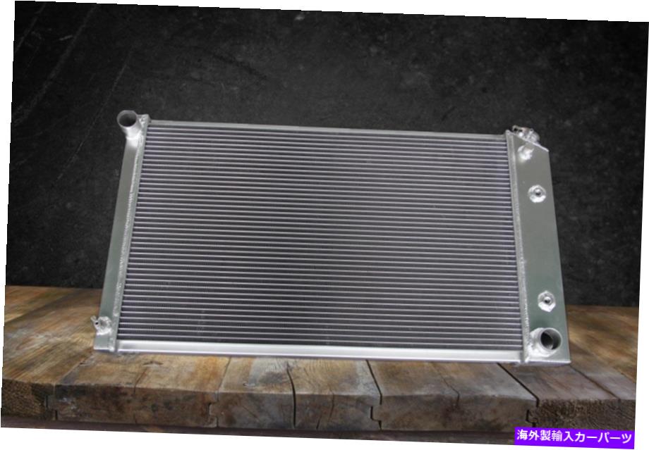 Radiator 3列アルミニウムラジエーターフィット1974-1986シボレートラックピックアップC10 C20 van 28 \
