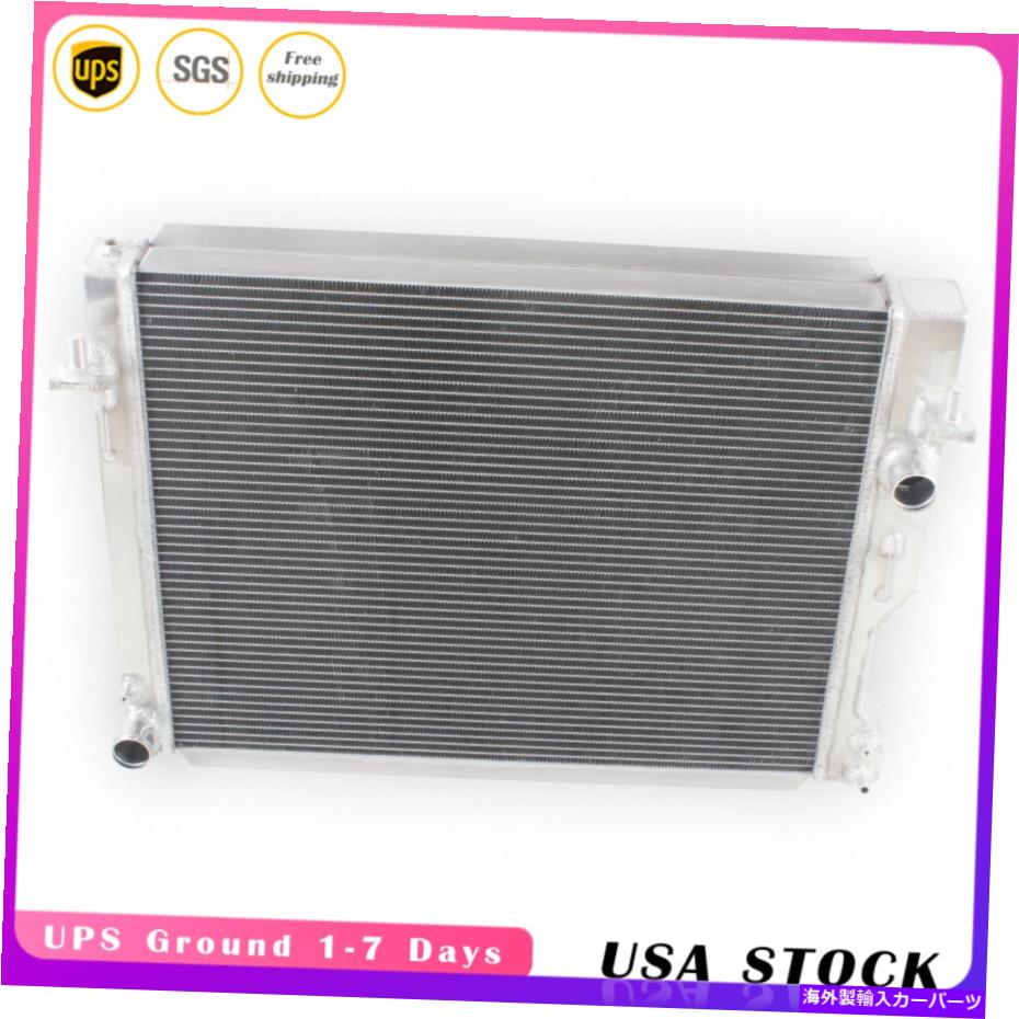 Radiator 2005-2014 Ford Mustang GTベースの3列アルミニウムレーシングエンジン冷却ラジエーター 3-Row Aluminum Racing Engine Cooling Radiator For 2005-2014 Ford Mustang GT Base【並行輸入品】