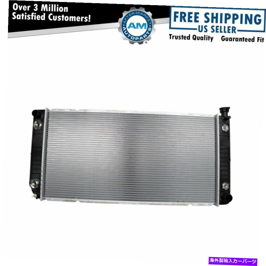 Radiator Chevy GMC C/Kピックアップタホ郊外ユーコンV8用のラジエーター新しいラジエーター Radiator NEW for Chevy GMC C/K Pickup Tahoe Suburban Yukon V8【並行輸入品】