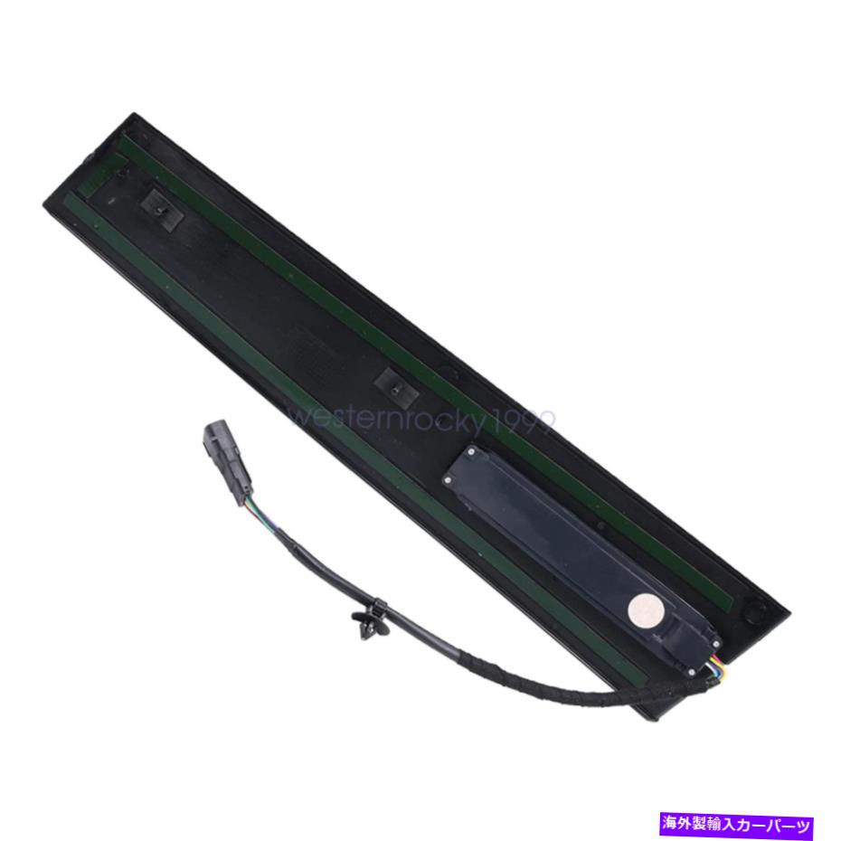 ドアピラー ドアエントリキーパッドピラーモールディングトリムdb5z-7820555-ac fot for explorer 2011-2019 Door Entry Keypad Pillar Molding Trim DB5Z-7820555-AC Fit for Explorer 2011-2019【並行輸入品】