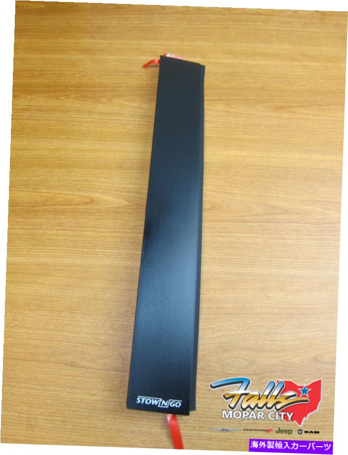 ドアピラー 08-14 Chrysler T＆C Dodge（P）Sliding Door B-Pillar Stow'ngo Applique Mopar Oem 08-14 Chrysler T&C Dodge (P) Sliding Door B-Pillar Stow'NGo Applique Mopar OEM【並行輸入品】