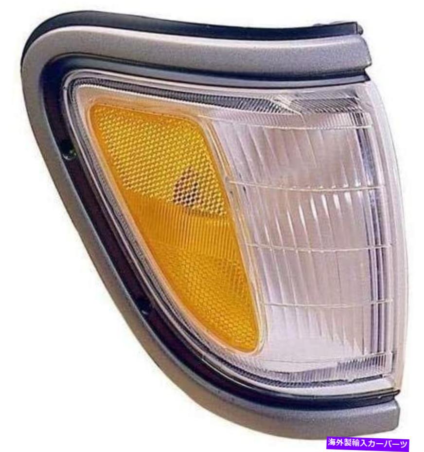 サイドマーカー 18-3281-00 TYCコーナリングライトW/電球95-97タコマ4WDフロント右（乗客） 18-3281-00 TYC Cornering Light w/Bulb 95-97 Tacoma 4WD Front Right(Passenger)【並行輸入品】