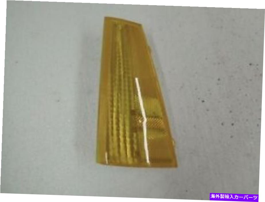サイドマーカー フロントサイドマーカーレンズLH GM修復1980 1981 EL CAMINO MALIBU OP1251 FRONT SIDE MARKER LENS LH GM RESTORATION 1980 1981 EL CAMINO MALIBU OP1251【並行輸入品】