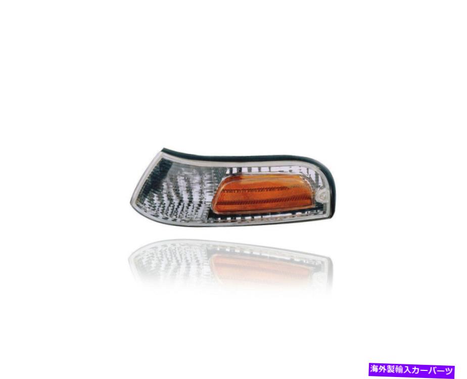 サイドマーカー 98-11クラウンビクトリア（Exc Police）右XW7Z15A201AAの駐車SidemarkerLight Parking SideMarkerLight for 98-11 Crown Victoria (Exc Police) Right XW7Z15A201AA【並行輸入品】