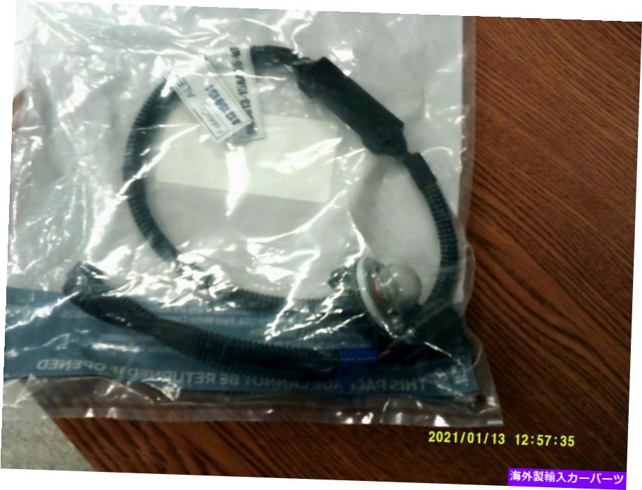 サイドマーカー DG1Z15A101Hフロントサイドマーカーライト13-19フォードトーラス警察インターセプター DG1Z15A101H front side marker light for 13-19 ford taurus police interceptor whi【並行輸入品】