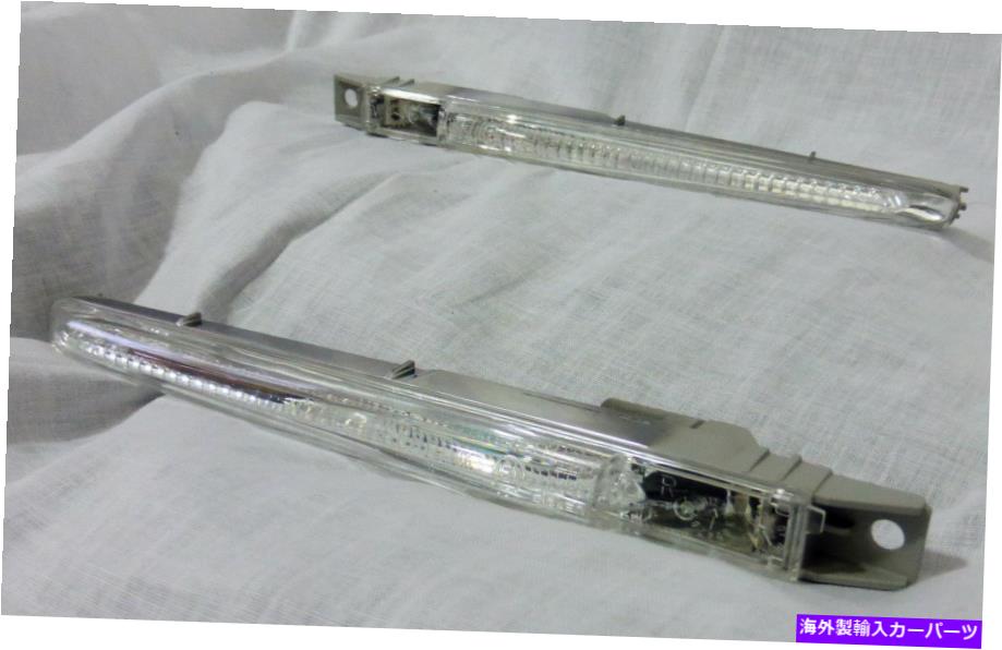サイドマーカー BMWブランドOEM F10 M5 2012-2017本物のフェンダークリアサイドマーカーペアブランド新しい BMW Brand OEM F10 M5 2012-2017 Genuine Fender Clear Side Marker Pair Brand New【並行輸入品】