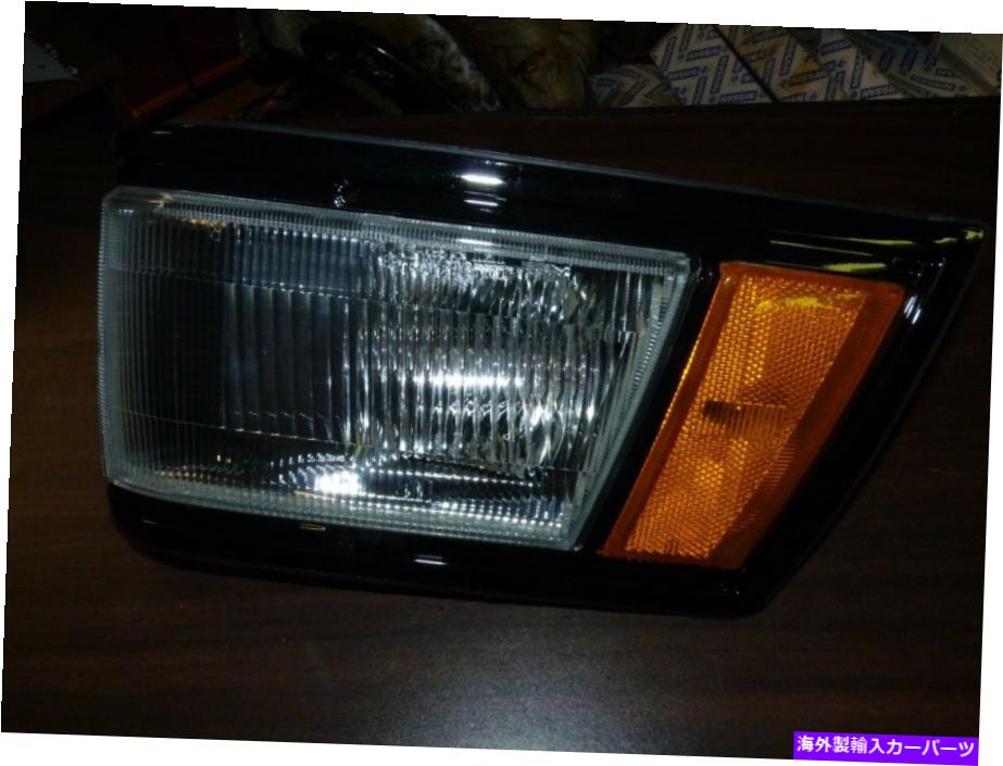 サイドマーカー 新しいフィット日産サイドマーカーランプ26110-15E10 DN910 DS515 New Fits Nissan Side Marker Lamp 26110-15E10 DN910 DS515【並行輸入品】