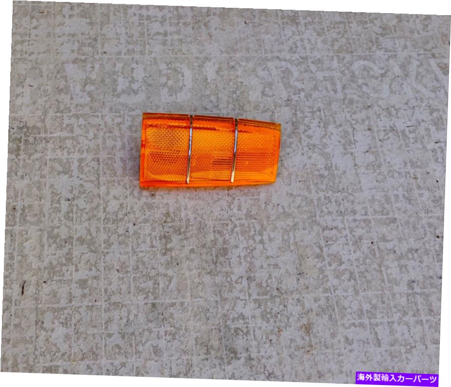 サイドマーカー Nos GM 1980 Chevrolet Caprice Side Marker Light 80 Chevy Caprice SideマーカーLH NOS GM 1980 Chevrolet Caprice Side Marker Light 80 Chevy Caprice Side Marker LH【並行輸入品】
